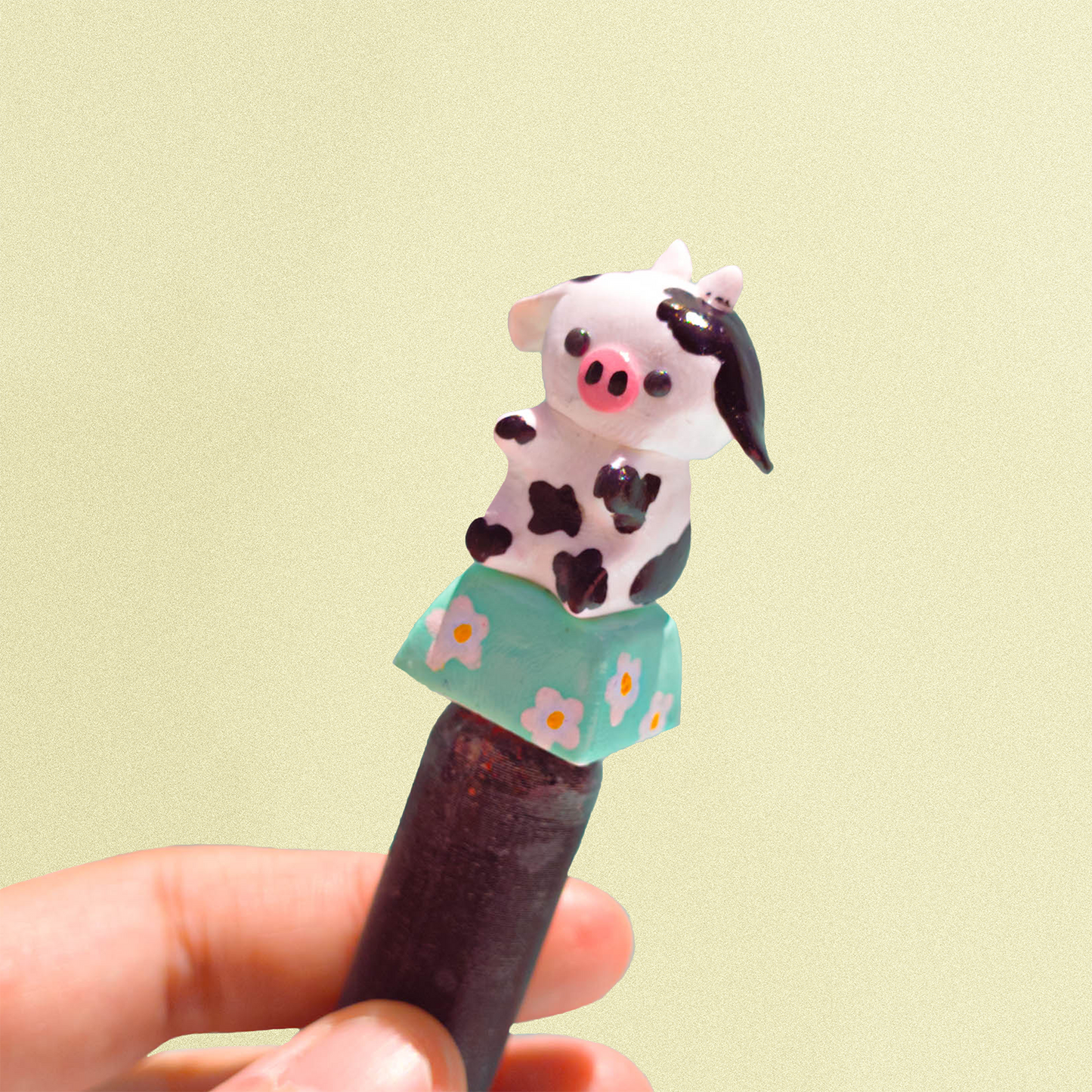 Daisy Fields Cow Artisan Keycap