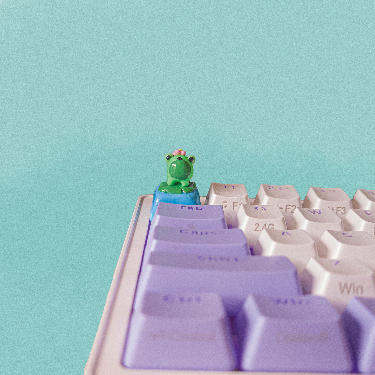 Flower Froggy Artisan Keycap